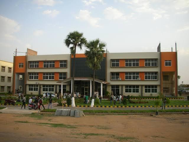 Visvesvaraya College of Engineering and Technology Ibrahimpatnam General photo 1